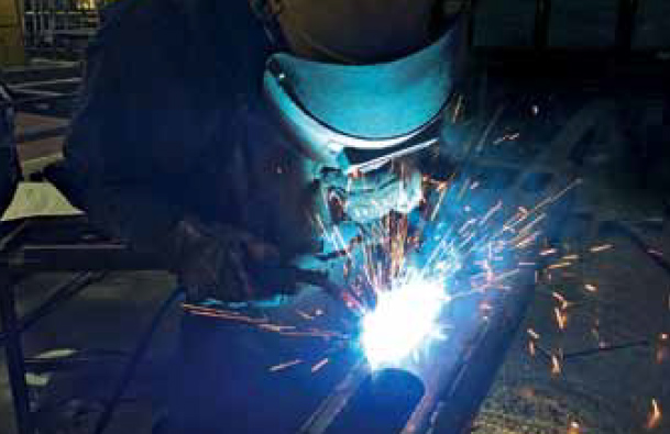 Figure 9: Welding a frame structure for a bus with [F] SE-1Z