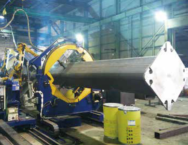 Figure 1: ARCMAN™ structural steel large assembly “2-arc” robotic welding system