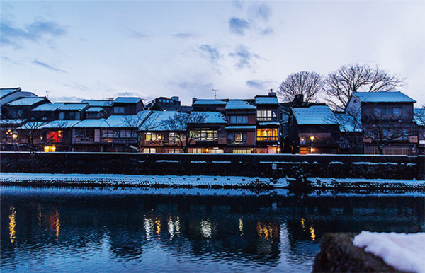 Kazuemachi teahouse district