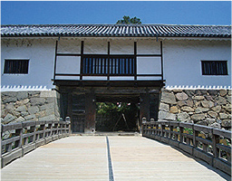 Tenbin-yagura turret (Important Cultural Property)