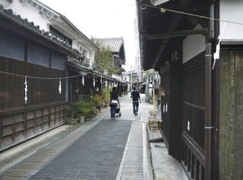 Street atmosphere that makes one feel like you are in a time slip to the Edo Period